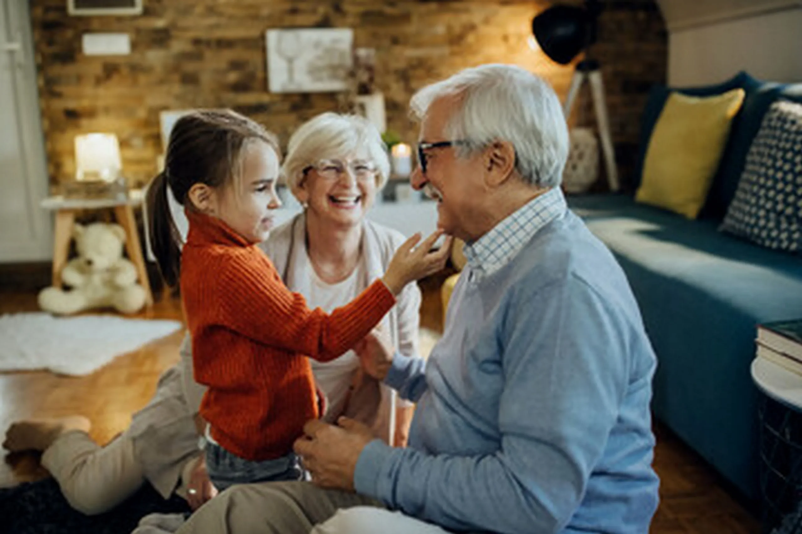 family-is-sitting-living-room-with-little-girl